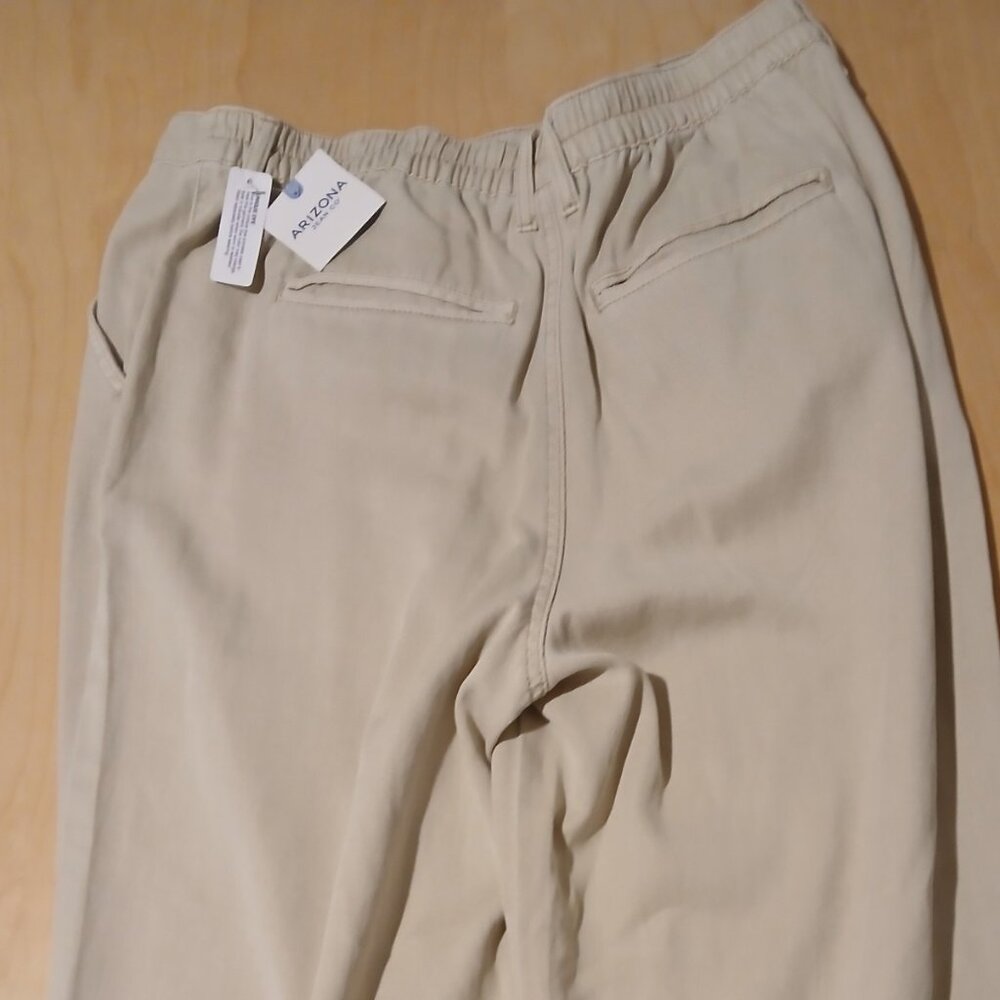 Brand new ARIZONA Jean